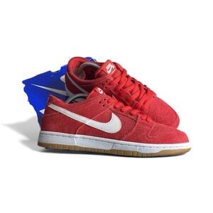 Nike SB Dunk Pro Low - Ishod Wair Size 9
Red Suede